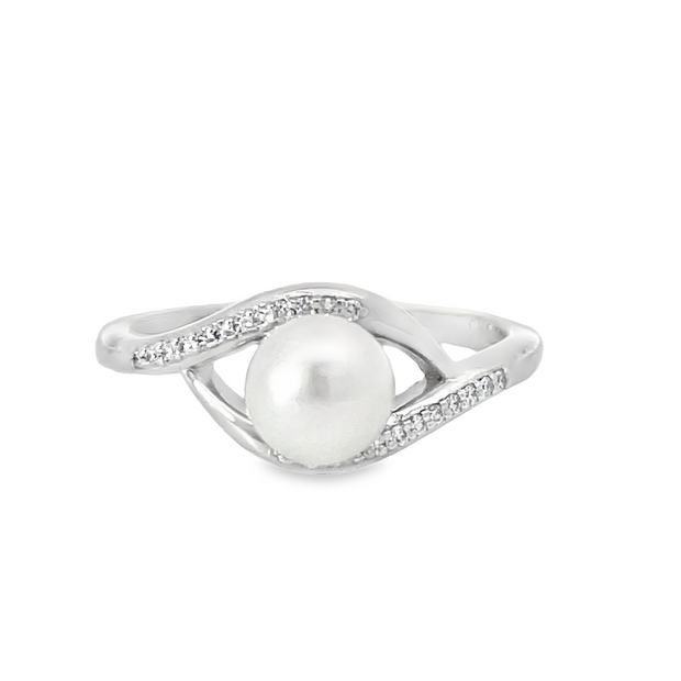14 Karat White Gold Pearl Ring