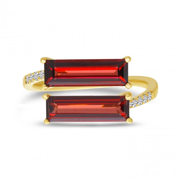 14 Karat Yellow Gold Baguette Garnet  Ring