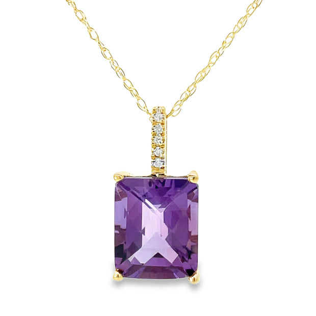 14 Karat Yellow Gold Amethyst Pendant